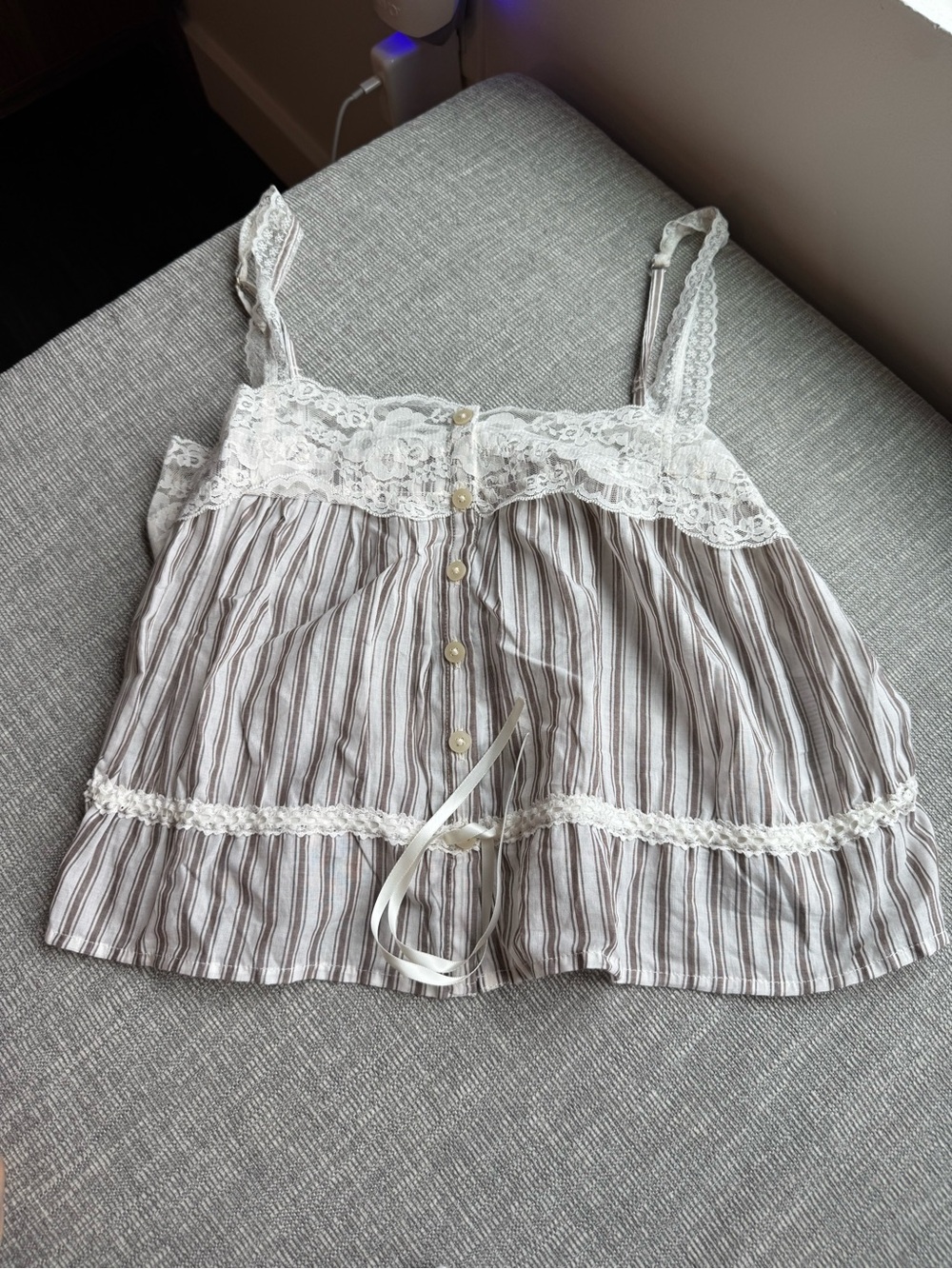 Abercrombie lacy top